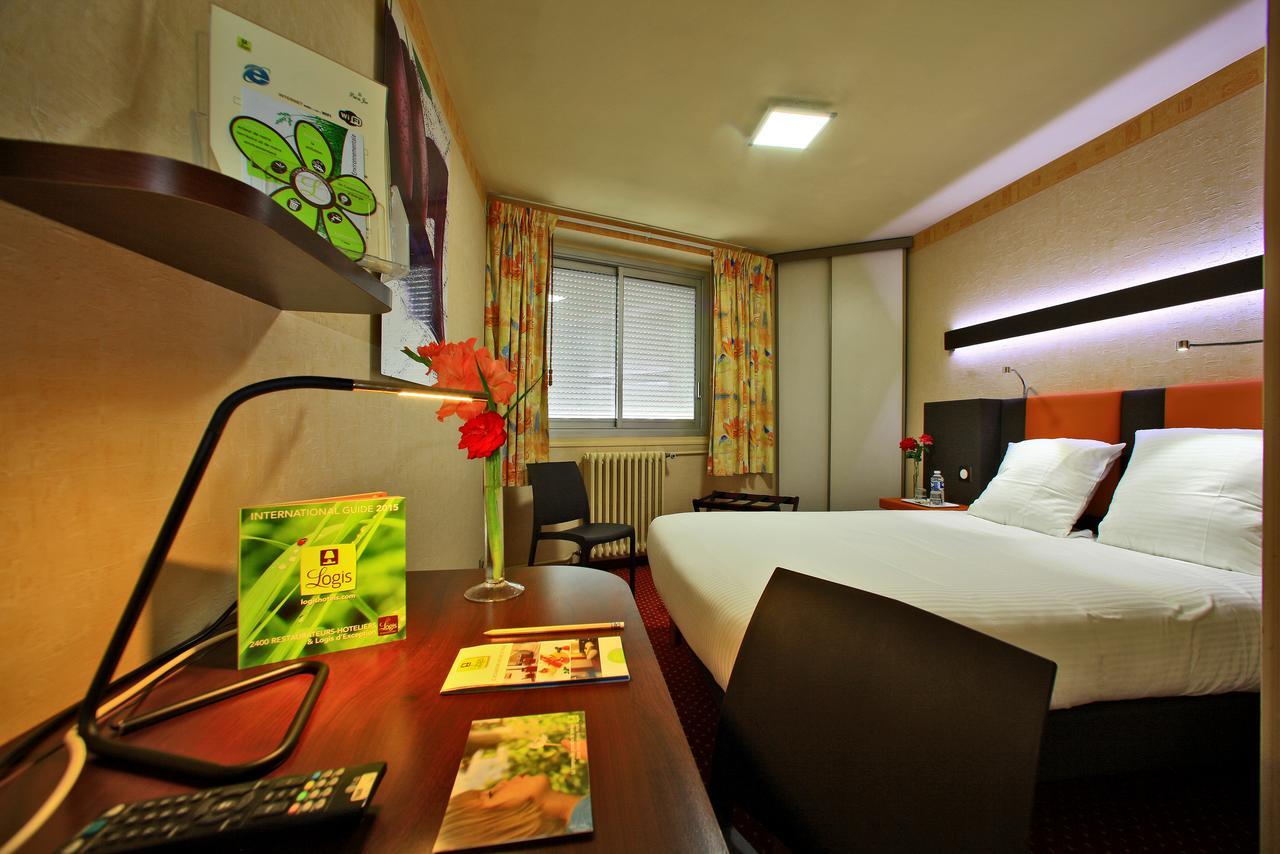 Le Point Du Jour Hotel La Roche-sur-Yon Bagian luar foto